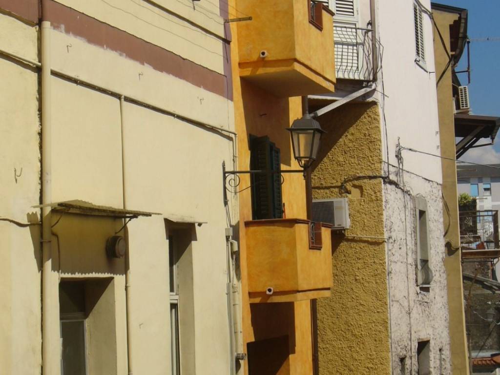 casa indipendente in vendita a Ceccano