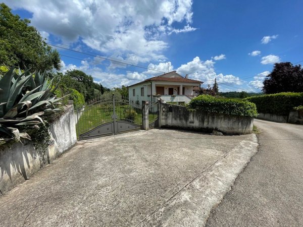 casa indipendente in vendita a Ceccano