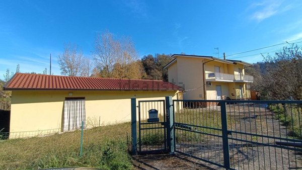 casa indipendente in vendita a Ceccano