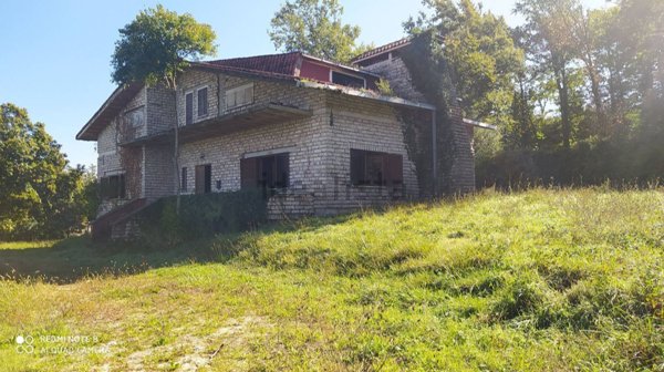 casa indipendente in vendita a Ceccano