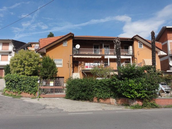 casa semindipendente in vendita a Ceccano