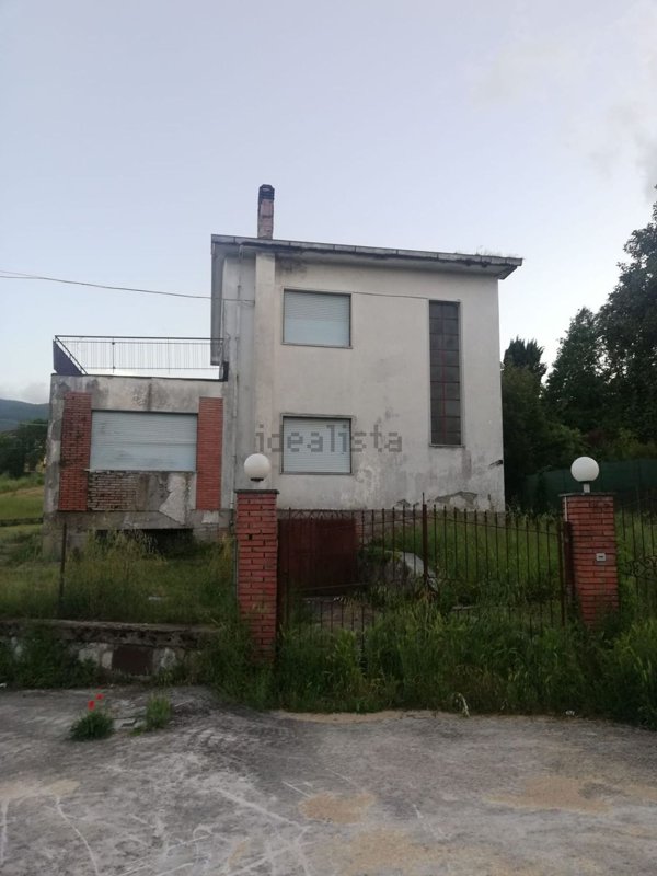 casa indipendente in vendita a Ceccano