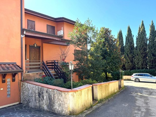 casa indipendente in vendita a Ceccano