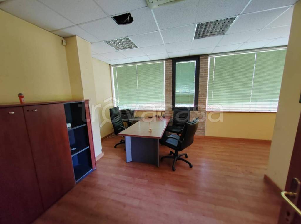 locale commerciale in vendita a Ceccano