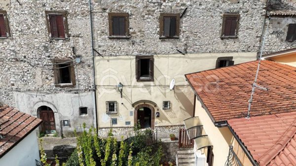 casa indipendente in vendita a Ceccano