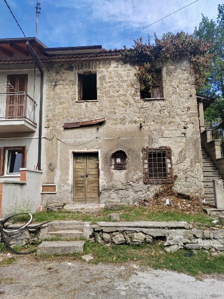 intera palazzina in vendita a Ceccano