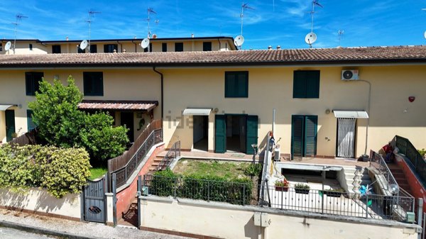 casa indipendente in vendita a Ceccano