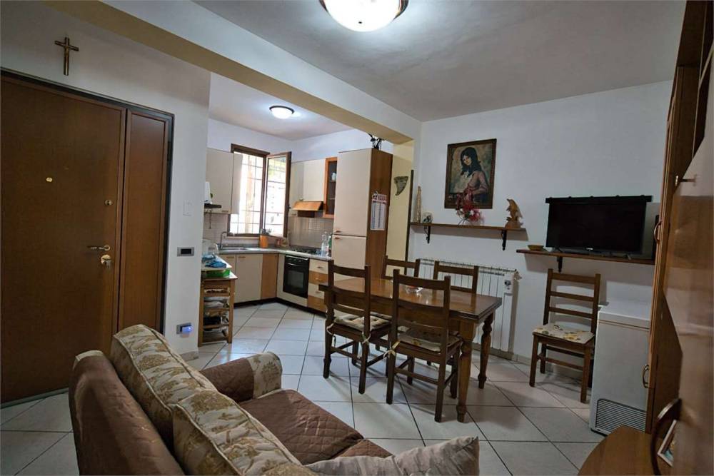 intera palazzina in vendita a Ceccano