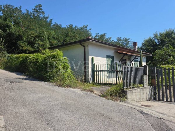 casa indipendente in vendita a Ceccano