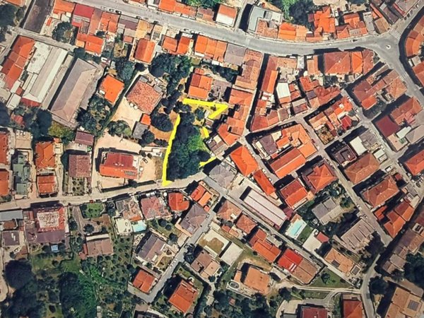 casa indipendente in vendita a Ceccano