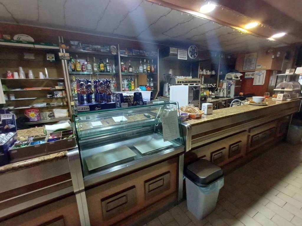 negozio in vendita a Ceprano
