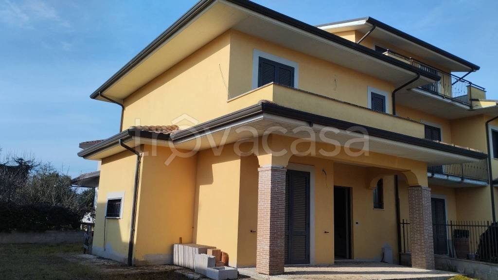 casa indipendente in vendita a Ceprano
