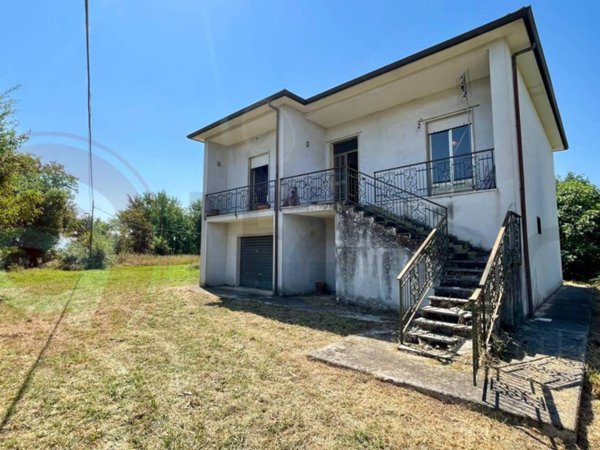 casa indipendente in vendita a Ceprano