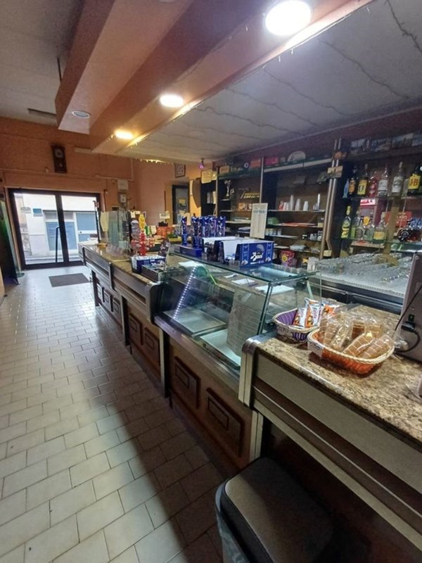 negozio in vendita a Ceprano