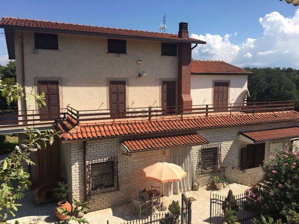 casa indipendente in vendita a Ceprano
