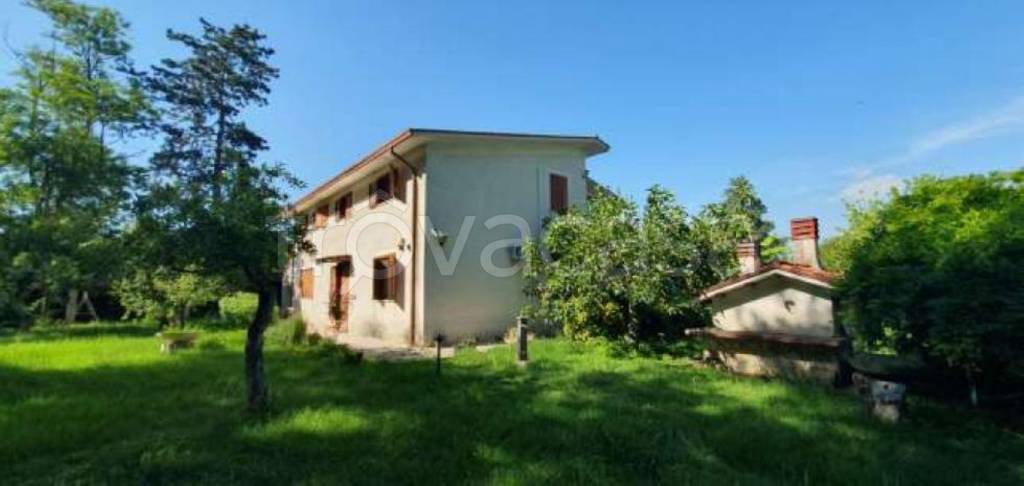 casa indipendente in vendita a Ceprano