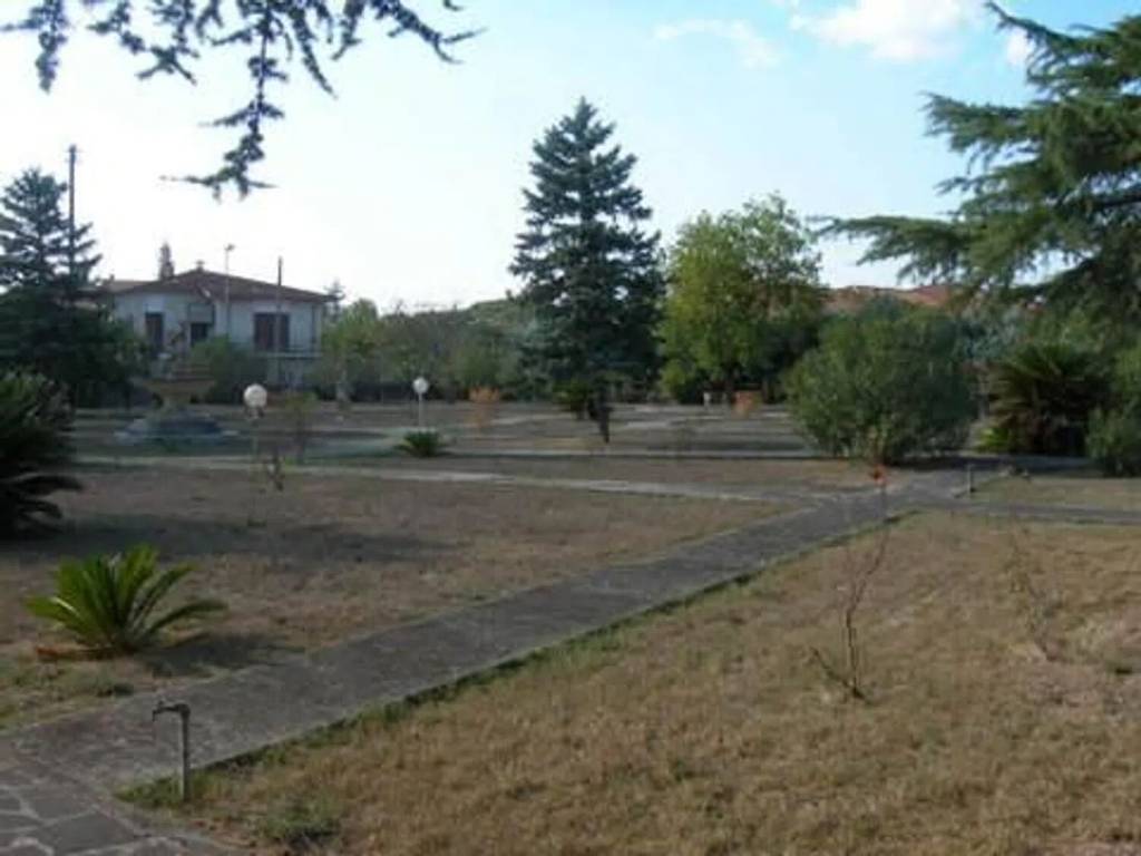terreno edificabile in vendita a Ceprano