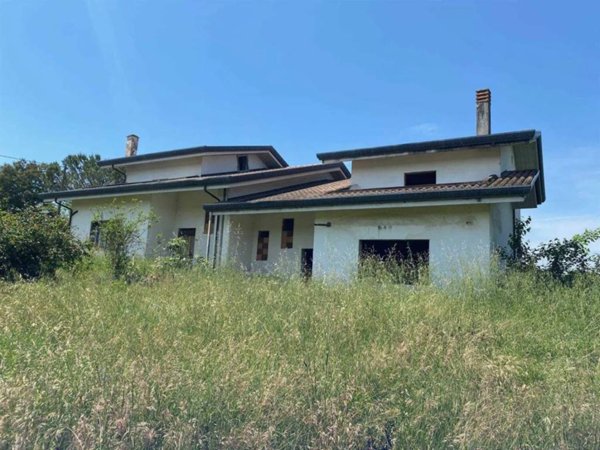 casa indipendente in vendita a Ceprano