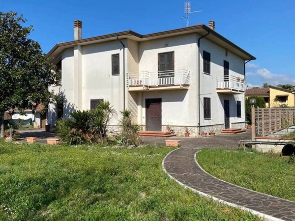 casa indipendente in vendita a Ceprano