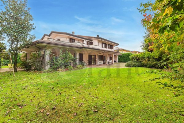 casa indipendente in vendita a Ceprano