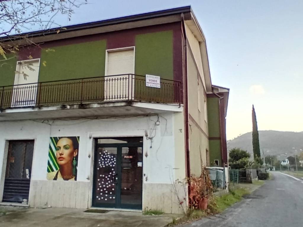 casa indipendente in vendita a Ceprano