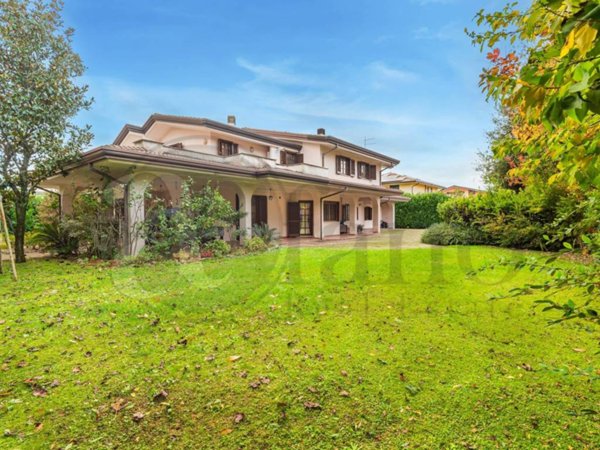 casa indipendente in vendita a Ceprano