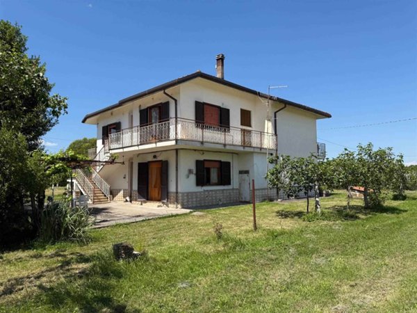 casa indipendente in vendita a Ceprano