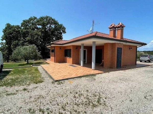 casa indipendente in vendita a Ceprano