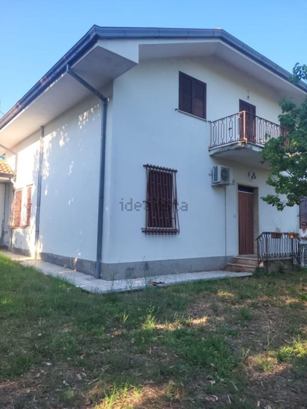 casa indipendente in vendita a Ceprano