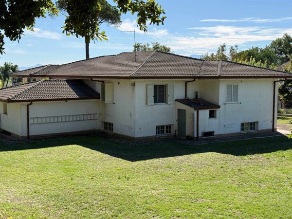 casa indipendente in vendita a Ceprano