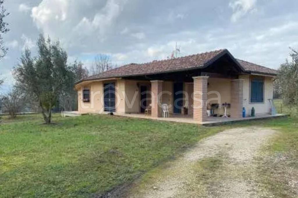 casa indipendente in vendita a Ceprano