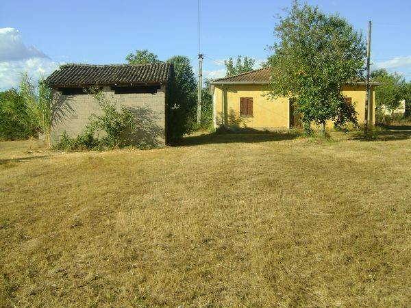 casa indipendente in vendita a Ceprano