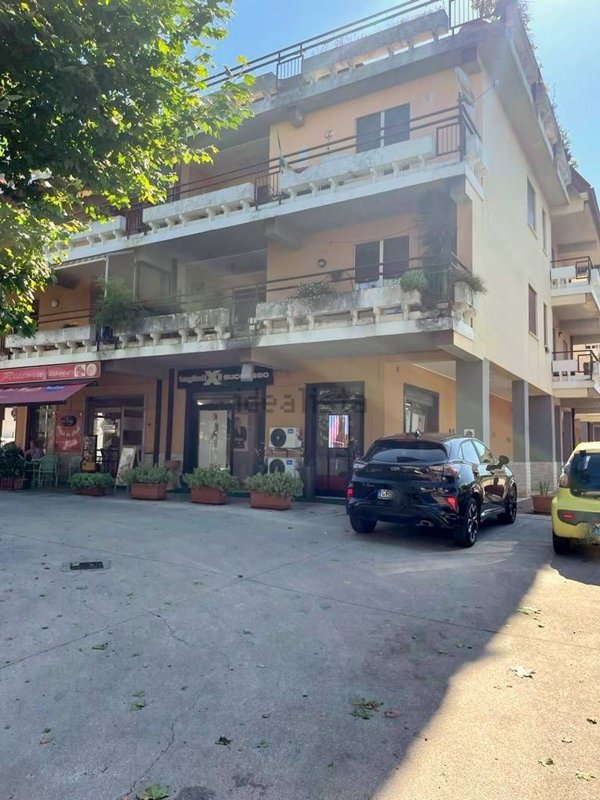 locale commerciale in vendita a Ceprano