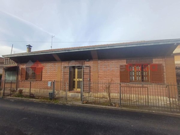 casa indipendente in vendita a Ceprano