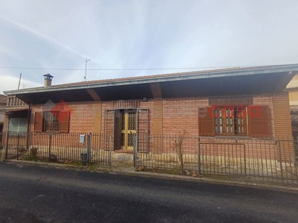 casa indipendente in vendita a Ceprano