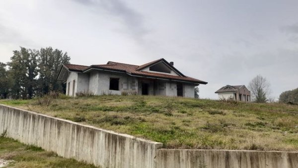 casa indipendente in vendita a Ceprano