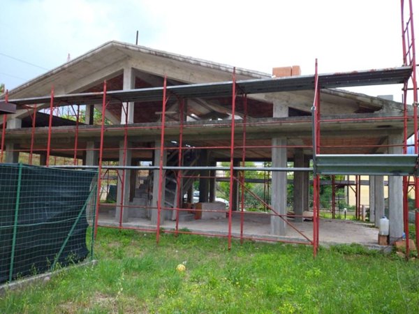 casa indipendente in vendita a Ceprano