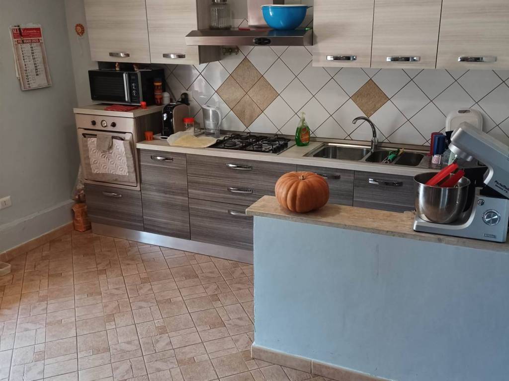 casa indipendente in vendita a Ceprano