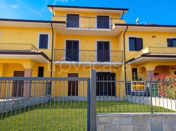 casa indipendente in vendita a Ceprano