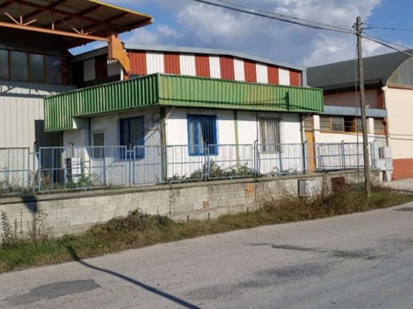 locale commerciale in vendita a Ceprano