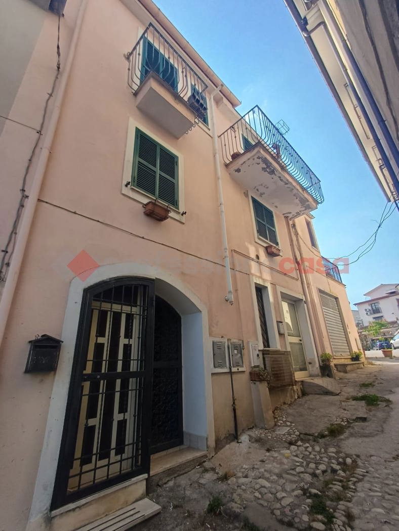 casa indipendente in vendita a Ceprano