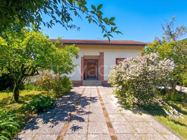 casa indipendente in vendita a Ceprano