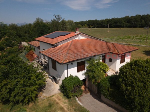 casa indipendente in vendita a Ceprano