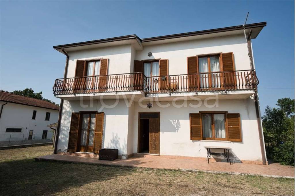 casa indipendente in vendita a Ceprano