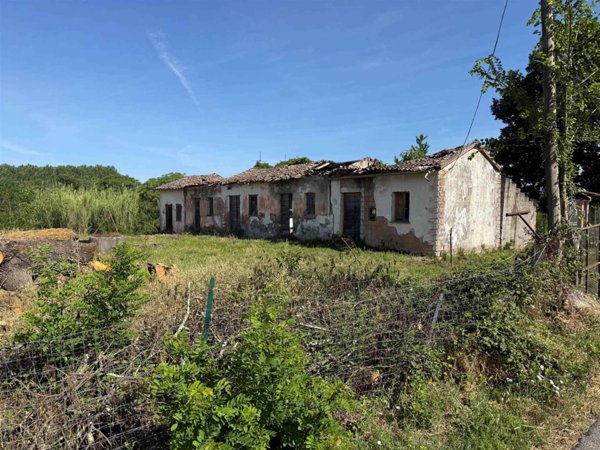 casa indipendente in vendita a Ceprano