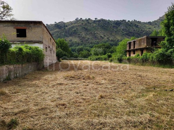 terreno agricolo in vendita a Cervaro