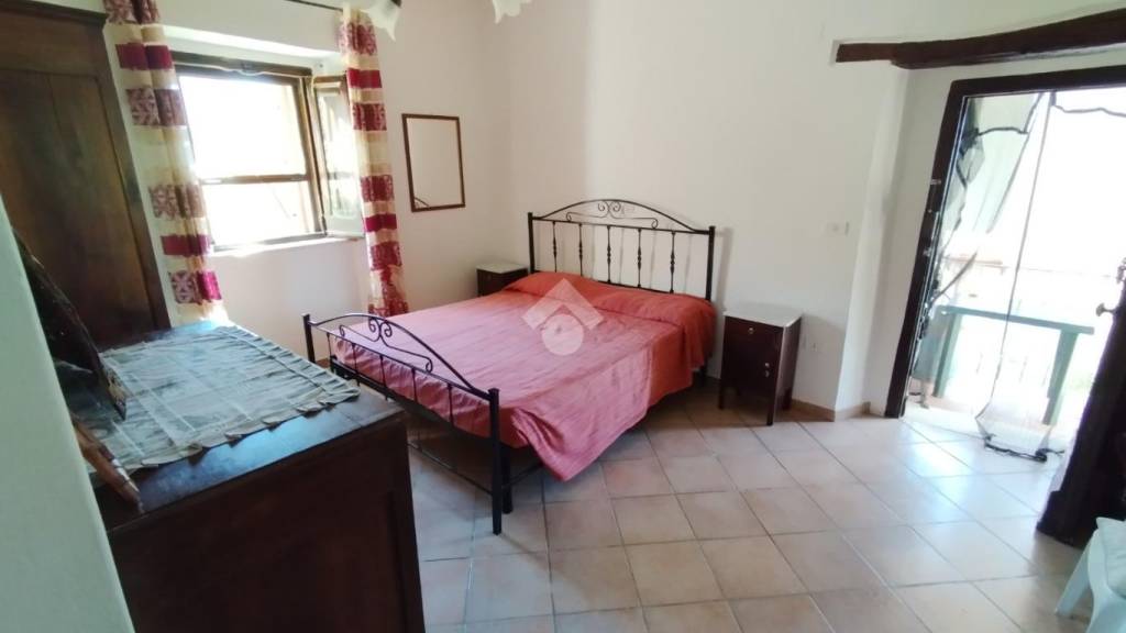 casa semindipendente in vendita a Cervaro