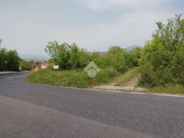 terreno agricolo in vendita a Cervaro