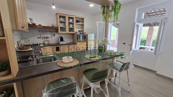 casa indipendente in vendita a Cervaro