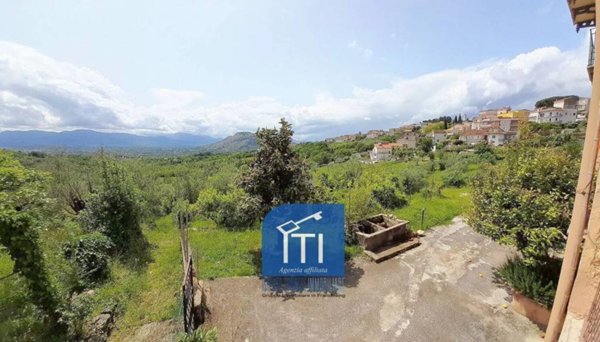 terreno agricolo in vendita a Cervaro